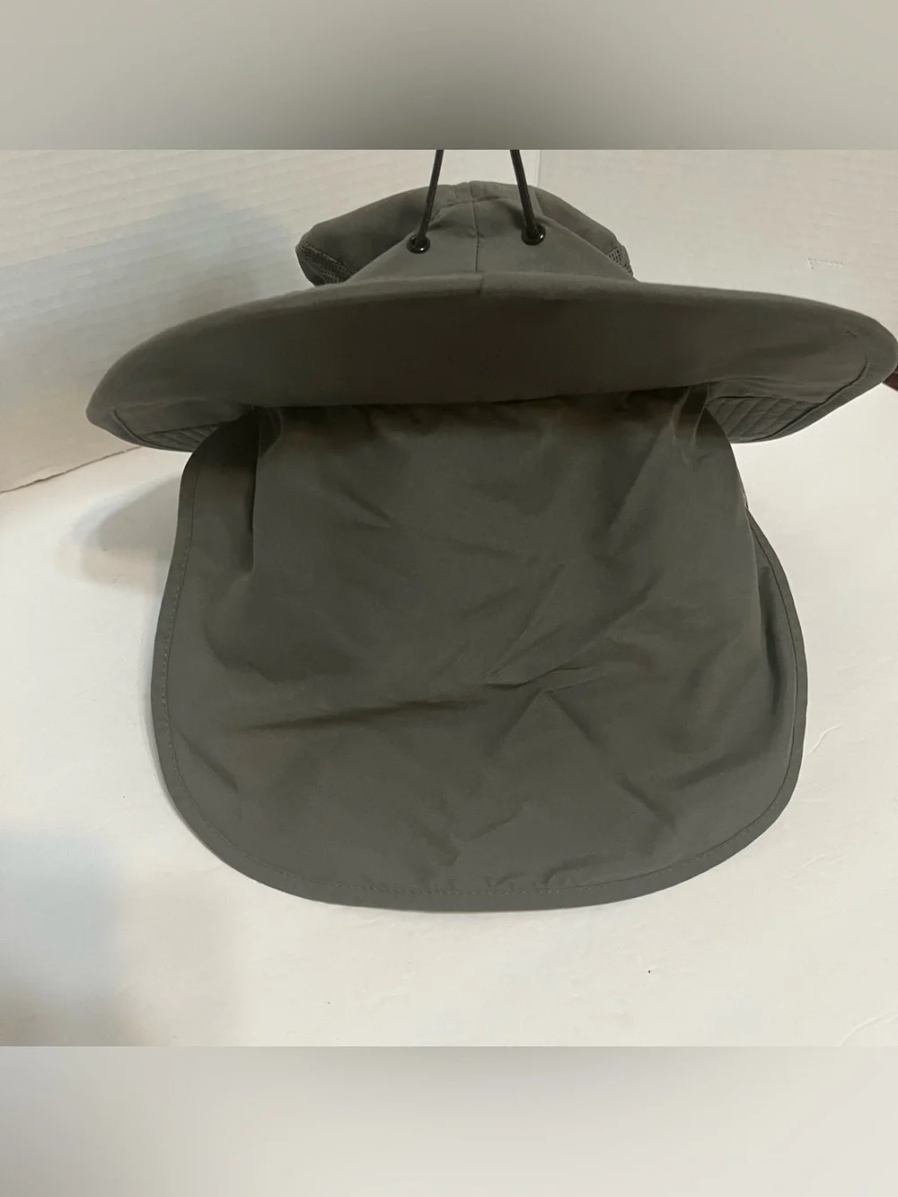 Wide-Brim Outdoor Sun Hat in Olive Green backflap fishing hiking cap